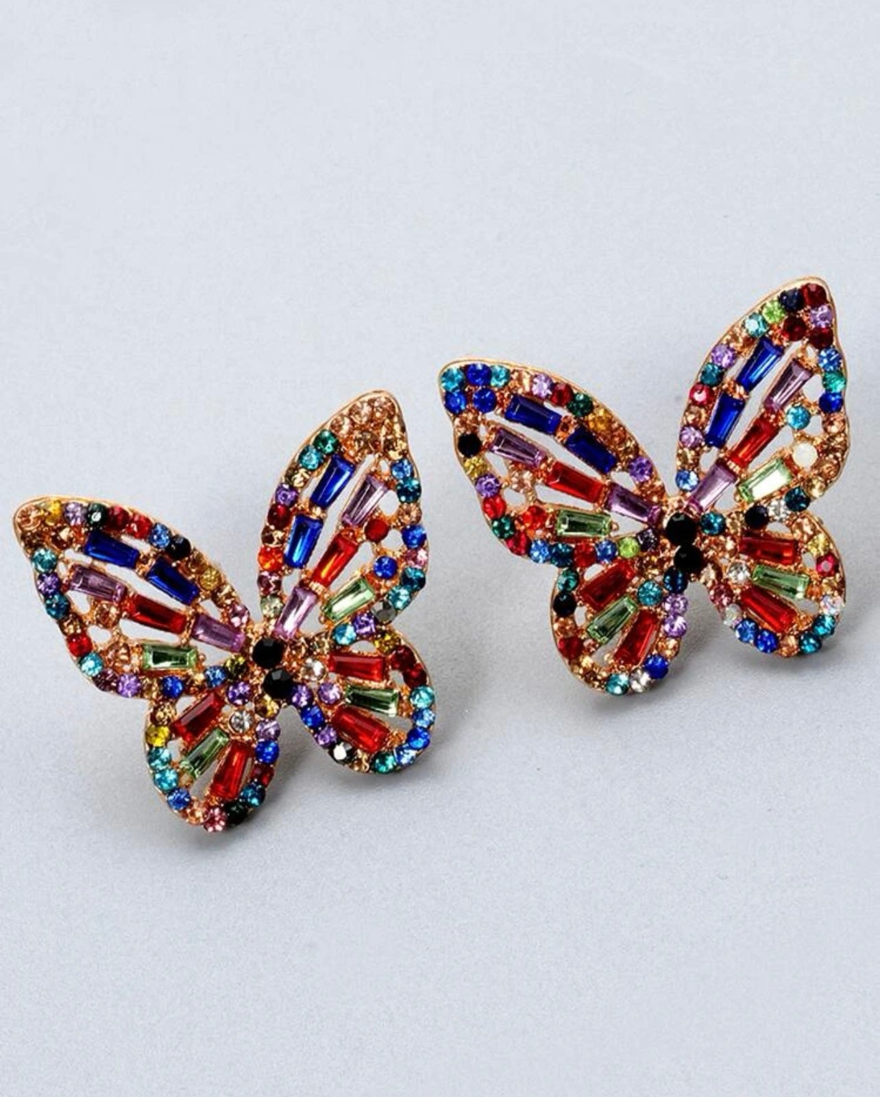 U-Different Earrings