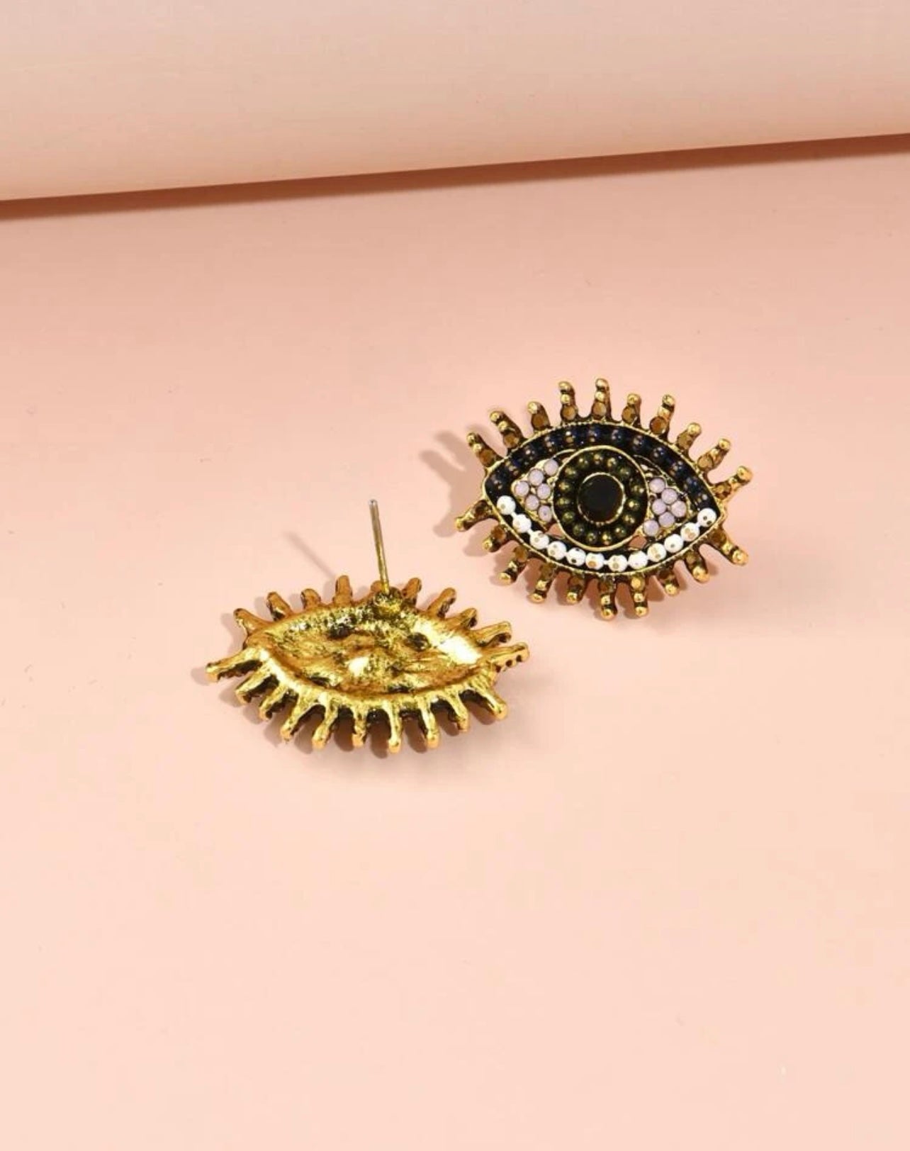 U-Different Earrings